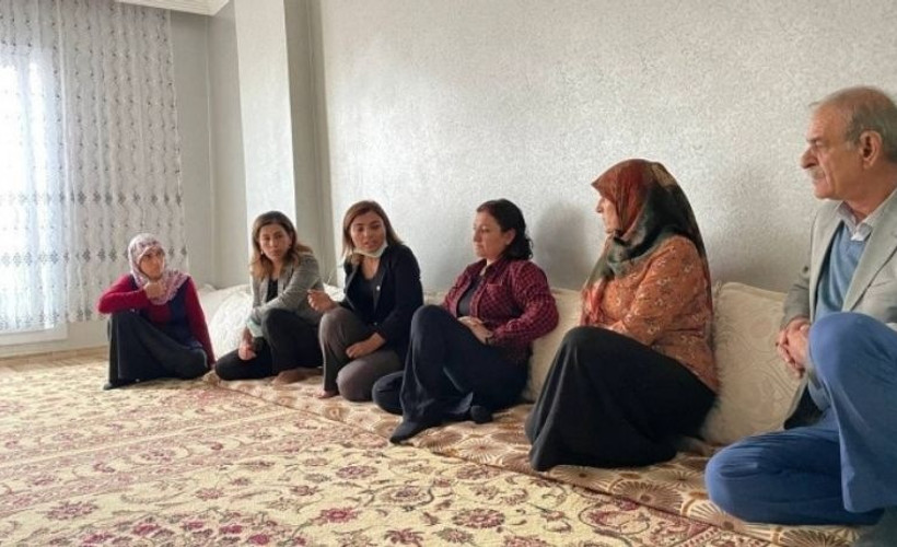 HDP’den tutuklu ailelerine ziyaret