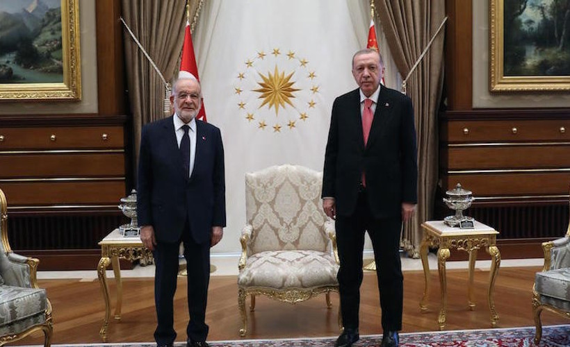 Erdoğan, Karamollaoğlu ile görüştü