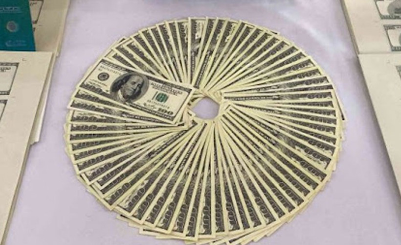 İstanbul'da yakalanan sahte dolarların değeri 40 milyon lira