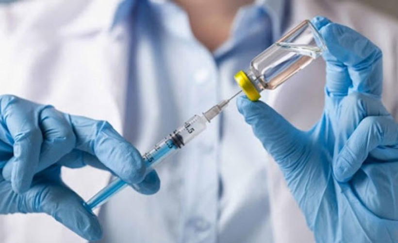 Sinovac yerine fazla dozda Biontech aşısı yaptığı iddia edilen hemşireye inceleme