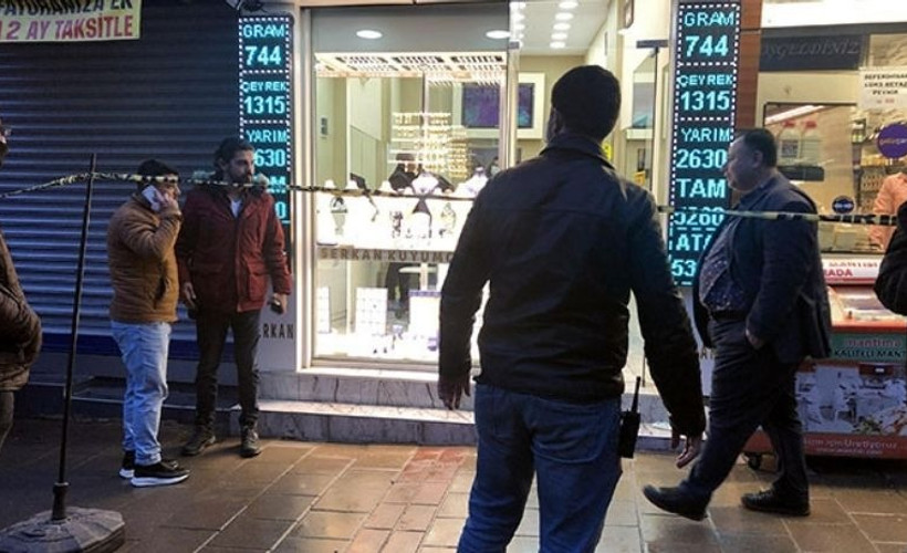 İzmir'de kuyumcu soygunu: Çalışanı yaraladı
