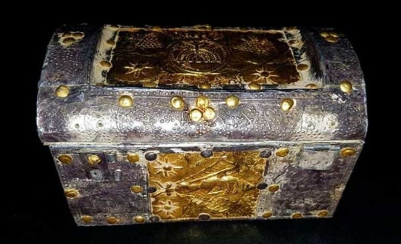 Çorum’da tarihi altın kaplama sandık bulundu, eserin dönemi araştırılıyor