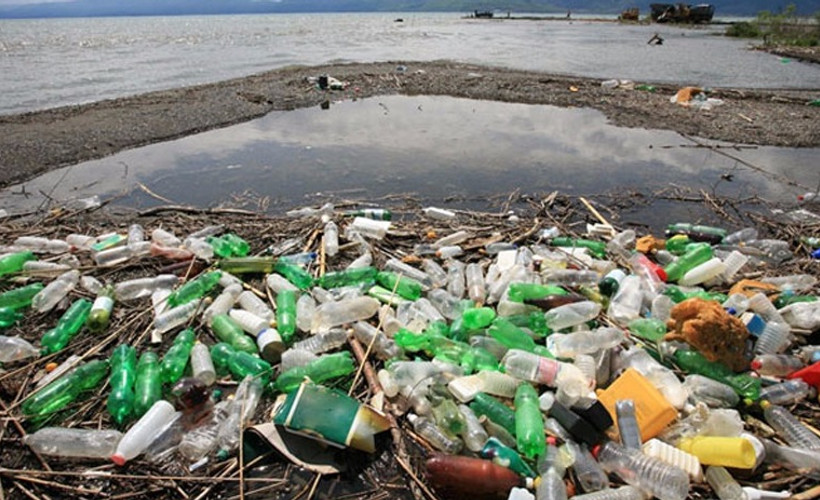 Musluk sularından plastik akıyor