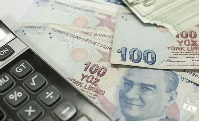 Nedim Türkmen: Çalışma barışını yok eden asgari ücret düzenlemesi