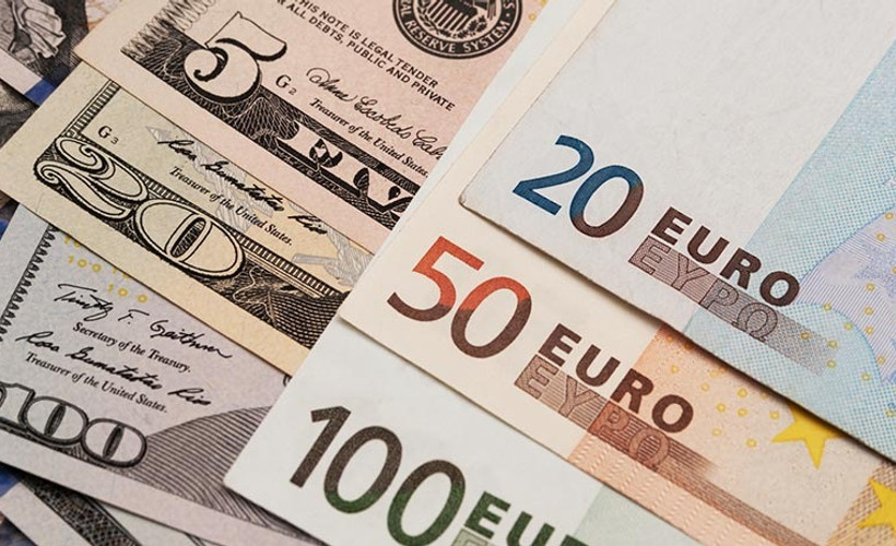 Dolar, euro, altında aşağı yönlü dalgalanma hafta ortasında da sürüyor