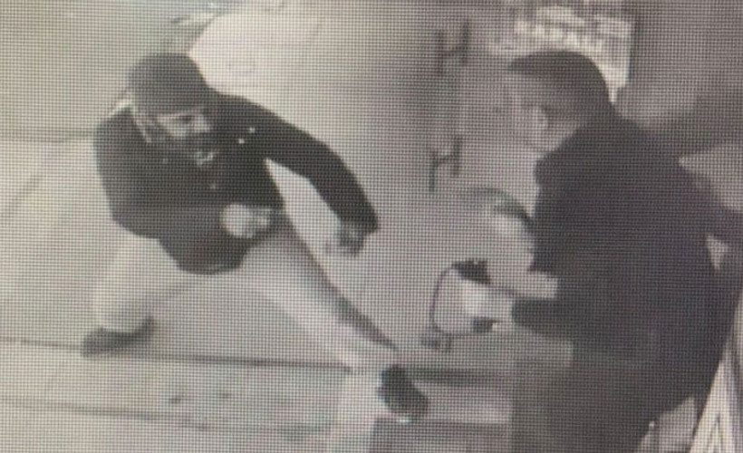 'İstediğin ilaç yok' diyen eczacıya bıçaklı saldırı