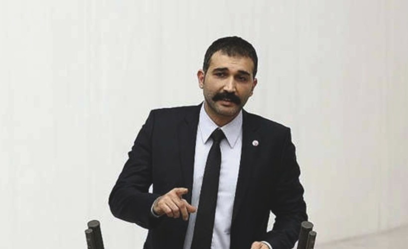 Eski milletvekili Barış Atay'dan oyunculuk ve yönetmenliğe geri dönüş sinyali