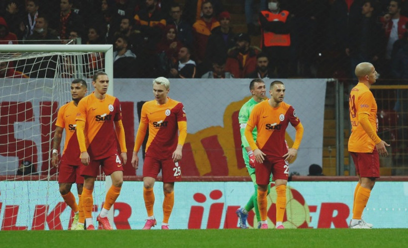 Galatasaray'dan '3 puanlı sistemde' tarihin en kötü performansı