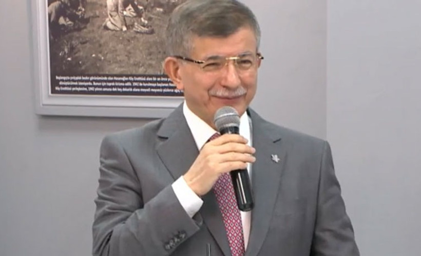 Davutoğlu: AKP ile yolumuz yolsuzluklar yüzünden ayrıldı