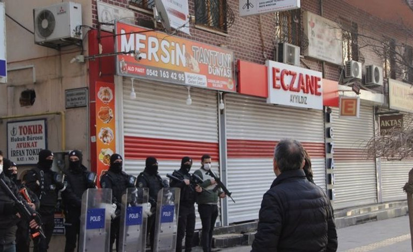İnsan Hakları Derneği'nin Diyarbakır şubesine polis baskını