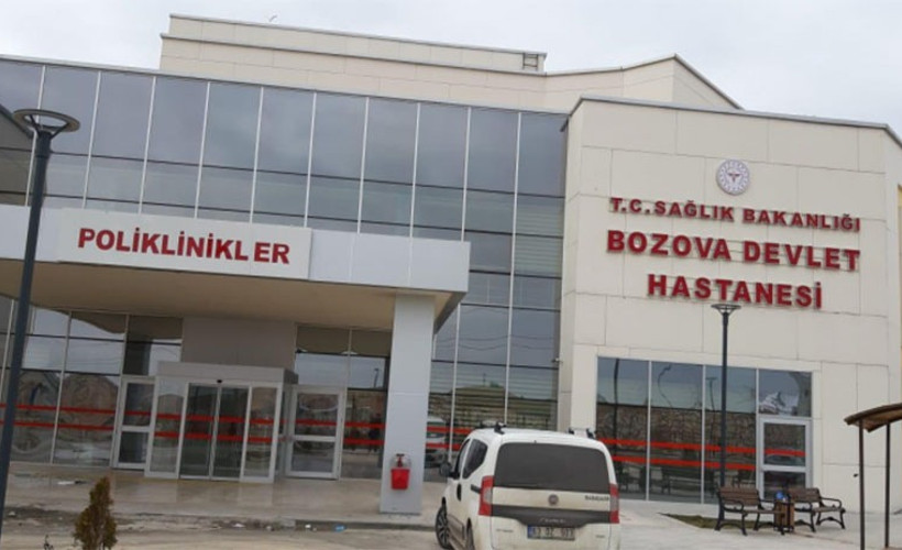 Biri kadın iki kişi korucu silahıyla öldürüldü