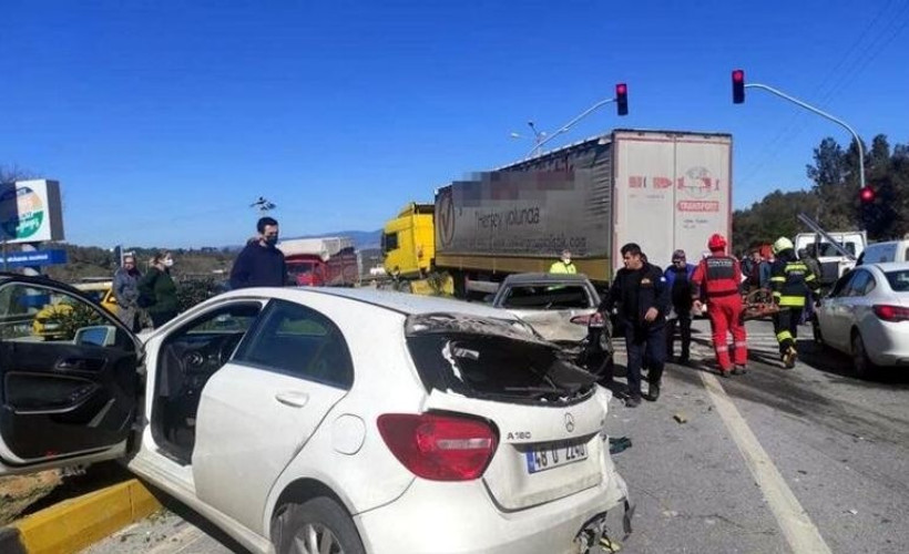 Milas'ta 'kırmızı ışık' kazası: 1 ölü, 1 tutuklama