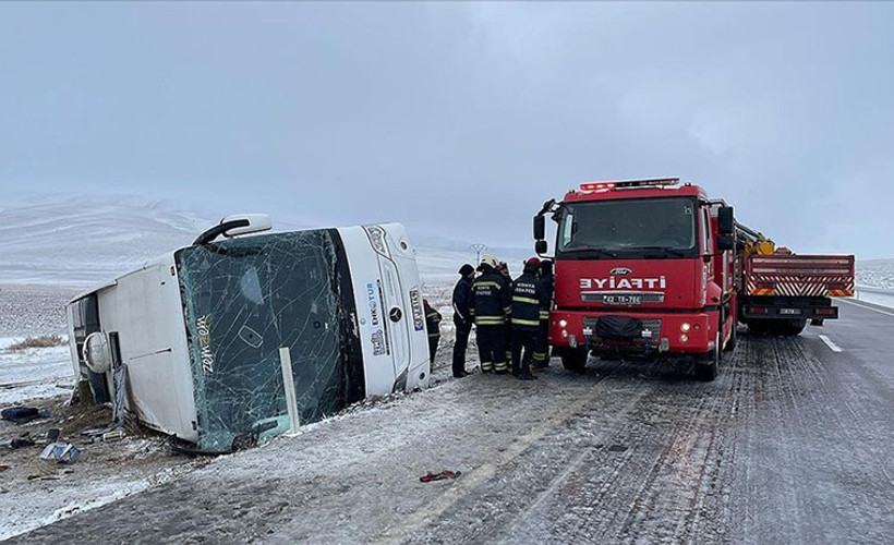 Konya'da tur otobüsü devrildi: 6 ölü, 41 yaralı