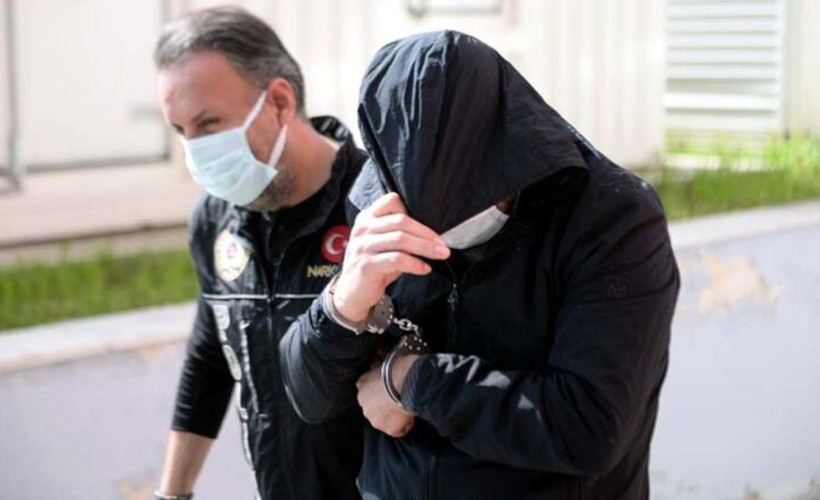 Sucuk ve kavurma paketlerinden 11 kilo esrar çıktı