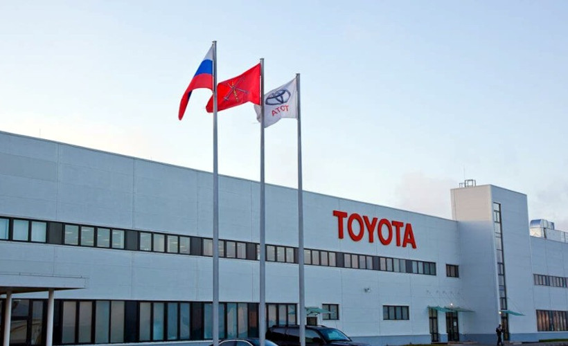 Toyota Rusya’daki üretimini durdurdu