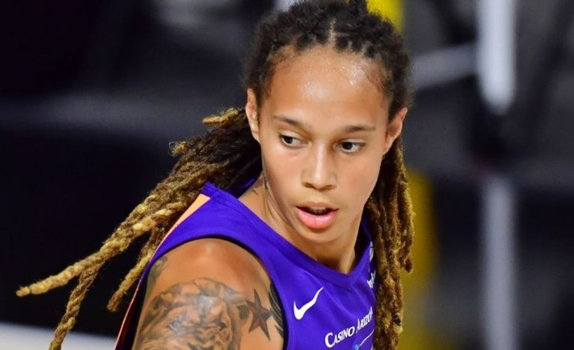 ABD'li basketbol yıldızı Griner, Rusya'da gözaltına alındı