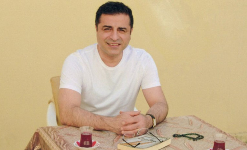 Demirtaş fotoğrafı paylaştı diye Bolu Belediyesi'ndeki işinden oldu