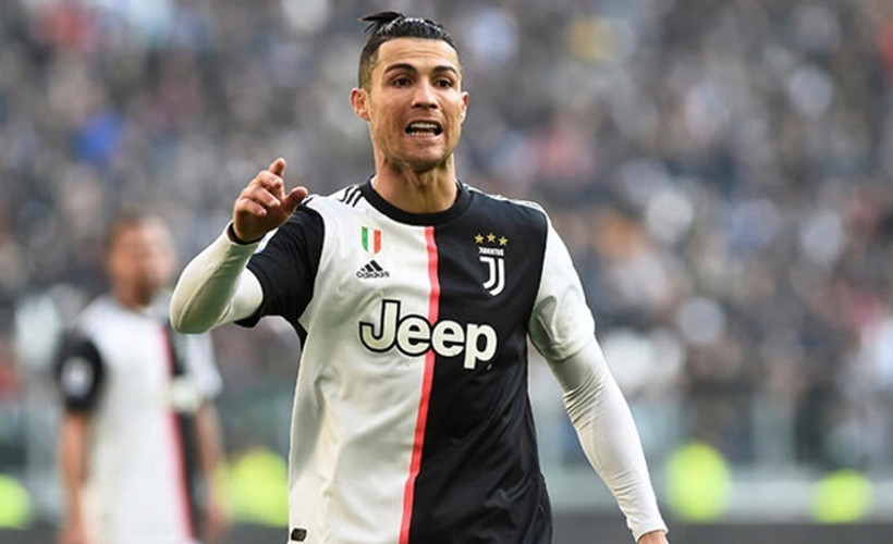 Futbol tarihinin en golcü oyuncusu Ronaldo oldu
