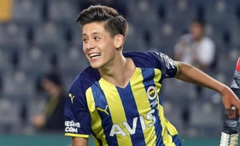 Fenerbahçe'de altı imza birden: Ferdi Kadıoğlu ve Arda Güler de var
