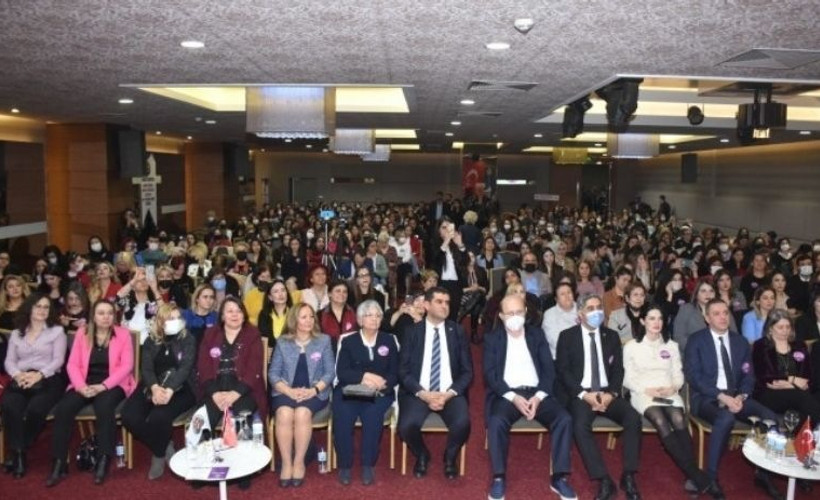 Adana Barosu'ndan kadına yönelik şiddete dair panel ve çalıştay