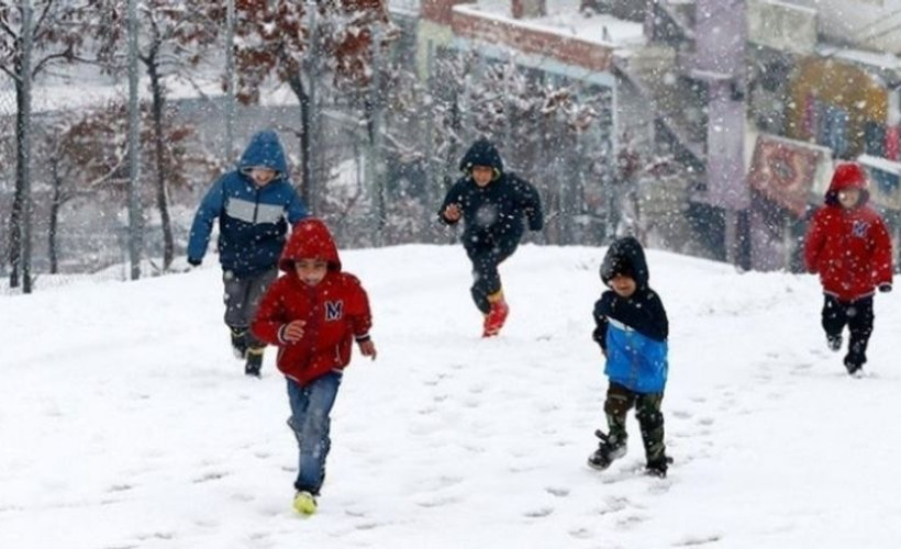 Çok sayıda ilde eğitime kar engeli: Bir gün ara verildi