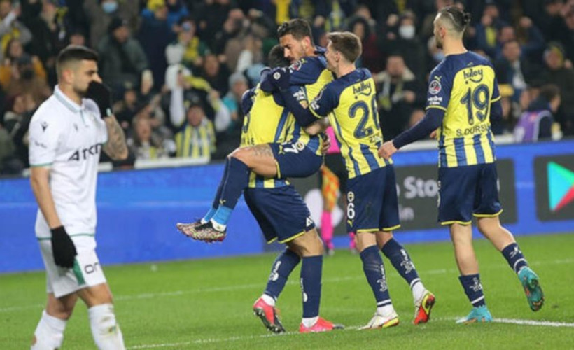 Fenerbahçe'den Şampiyonlar Ligi yolunda önemli galibiyet