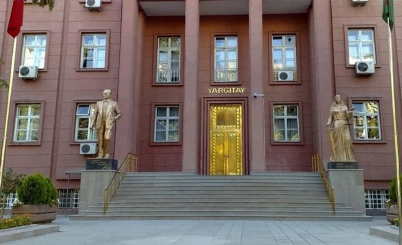 Yargıtay’dan emsal karar: Cezaevine girse de erkek nafaka ödemeye devam edecek