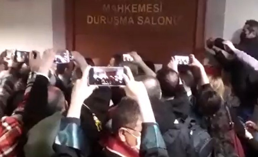 Boğaziçi öğrencileri yargılanıyor: Avukat Ömer Kavili'nin duruşmalara alınmamasına karar verildi