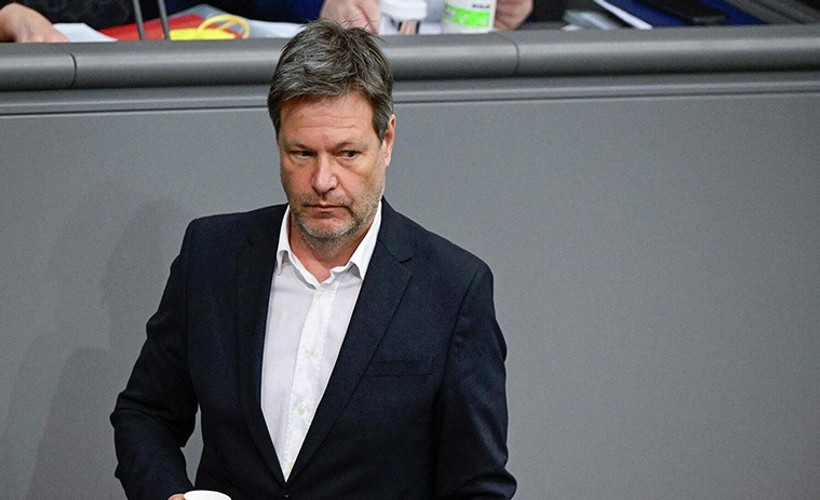 Almanya hükümeti Gazprom Germania'nın yönetimine el konacağını açıkladı