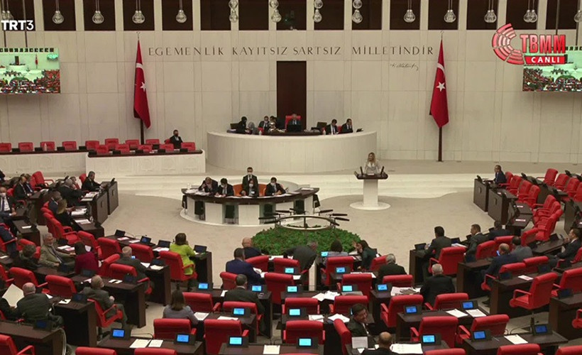 İYİ Parti'nin emekli maaşları ve bayram ikramiyeleri için verdiği araştırma önergesi reddedildi