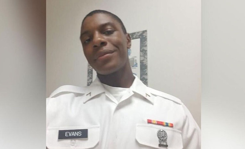 Sınırda boğulan mültecileri kurtaran ABD'li asker hayatını kaybetti