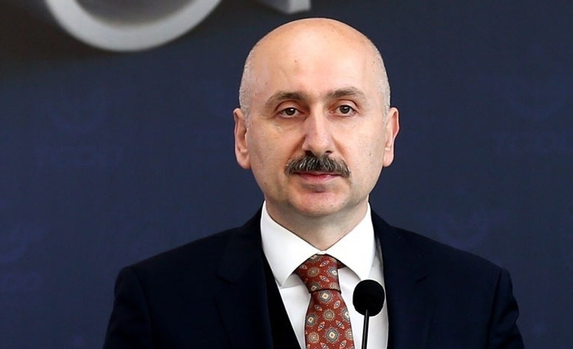 'İstanbul'da otobüs problemi var, rant peşinde koştukları için 5 bin taksiyi gündeme getiriyorlar'