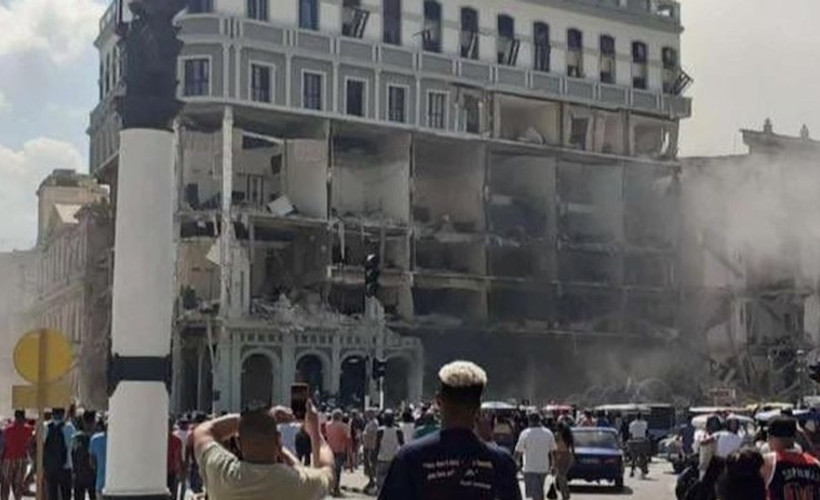 Havana'da tarihi bir otelde büyük patlama: Sekiz kişi hayatını kaybetti