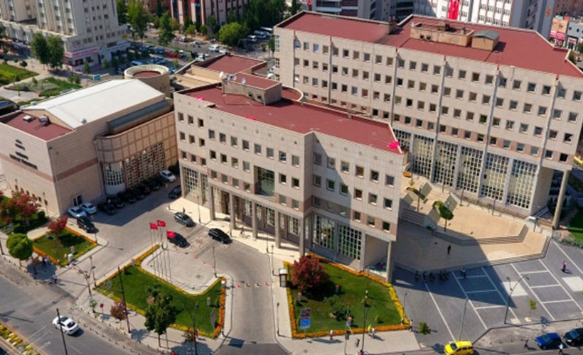 AKP'li belediyeden meclis üyeleri ile belediye yöneticilerine bedava gezi: Kasadan 651 bin TL harcandı
