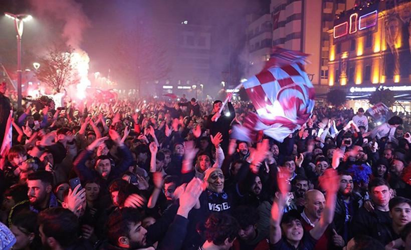 Trabzonspor'un şampiyonluk kutlamaları nedeniyle İstanbul'da bazı yollar trafiğe kapatılacak