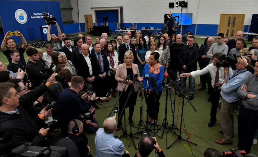 Kuzey İrlanda seçimlerinde tarihi sonuç: Sinn Féin parlamento çoğunluğunu kazandı