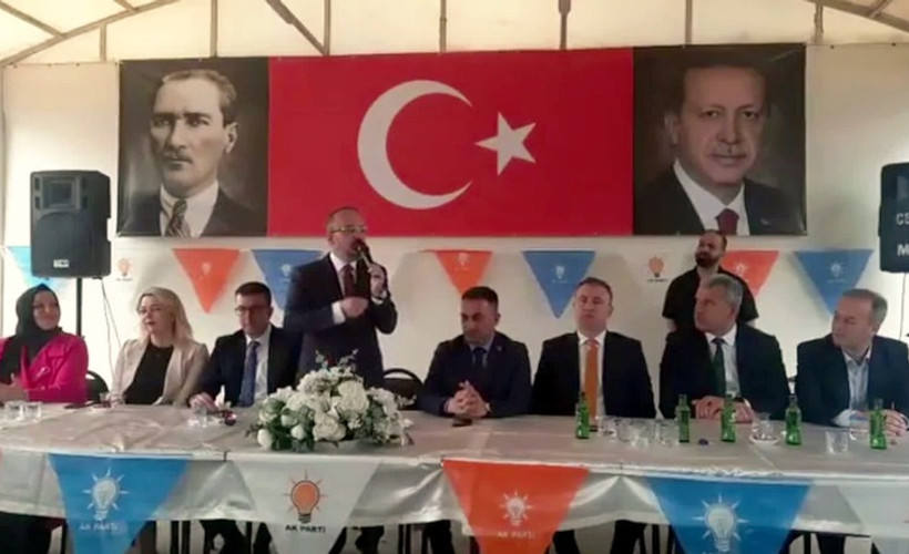 AKP'li Turan'dan 'muhalif' medyaya: Bu bir geri zekalılıktır