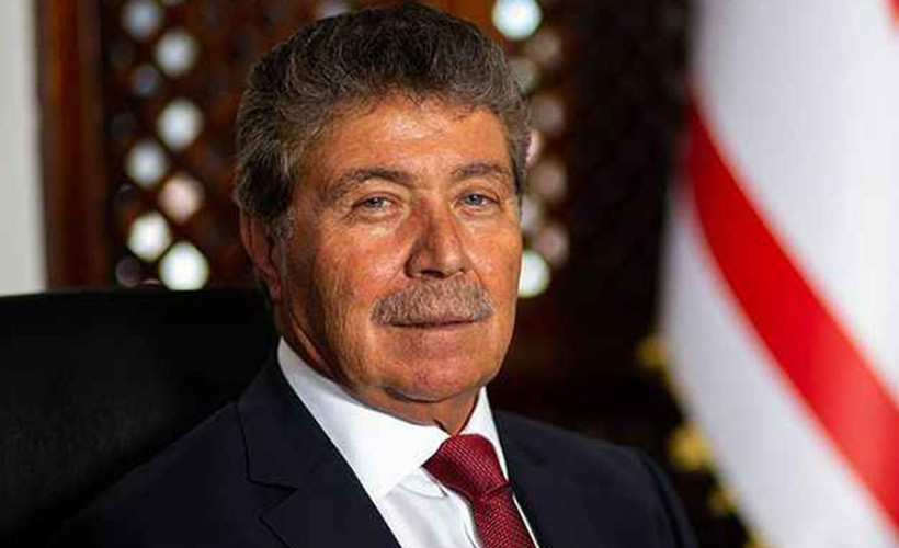 Kuzey Kıbrıs'ta hükümeti İçişleri Bakanı Üstel kuracak
