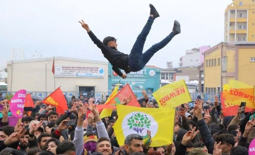 Newroz’a katılanların evlerine baskın: Çok sayıda gözaltı