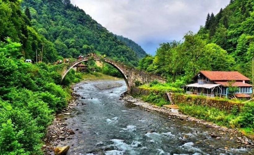 Mahkeme kararına rağmen Fırtına Vadisi'nde inşaat sürüyor