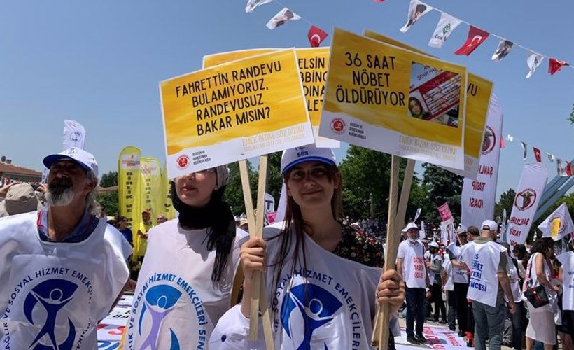 Sağlıkçılar Bakan Koca'ya seslendi: 'Fahrettin bizi kahrettin'