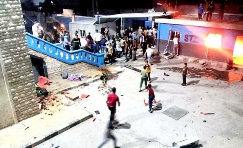 Efrîn’de zam isyanı: Elektrik dağıtım binası ve birçok kurum ateşe verildi