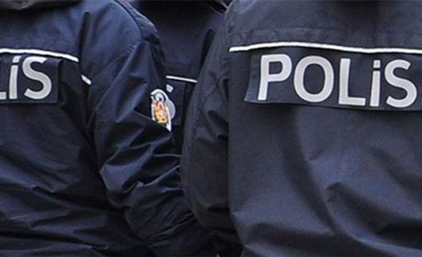 İzmir'de bir polis çocuklarını vurup intihar etti