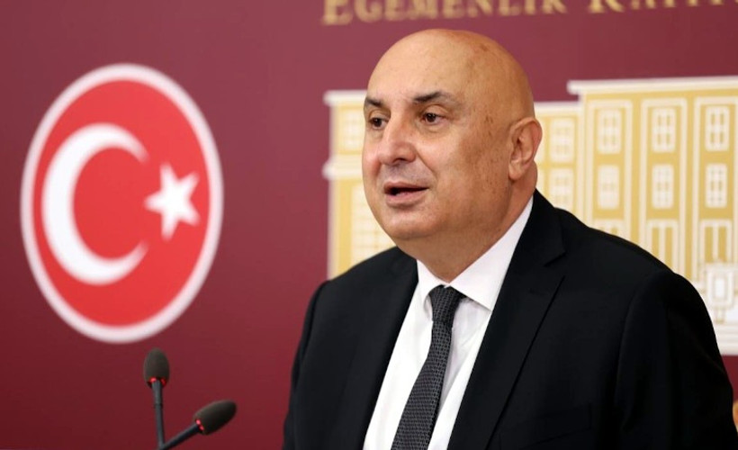 Özkoç: Girişimlerimiz sonucu 'sansür yasası'nın Meclis görüşmeleri ertelendi