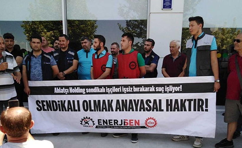 Sendika üyesi oldukları için işten atılan Enerya işçileri eylemde