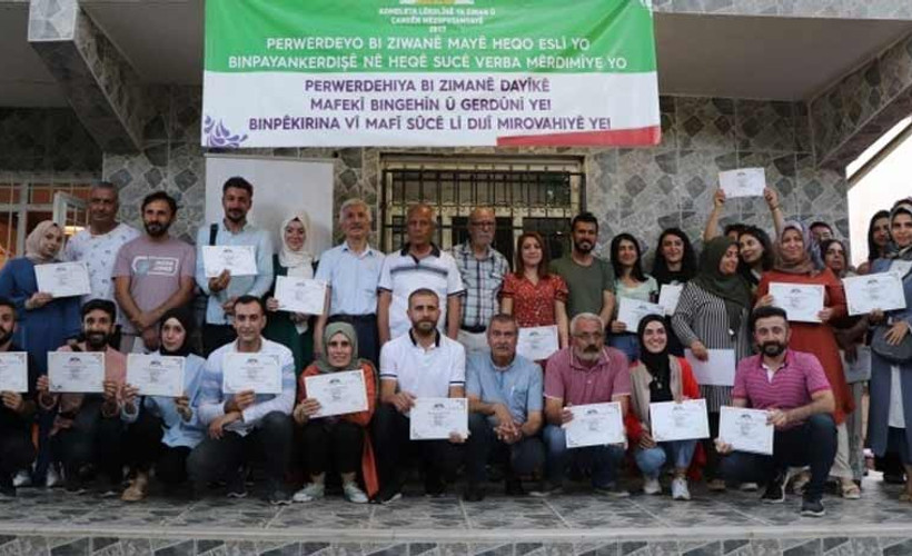 MED-DER'den Kürtçe kursu mezunları için tören