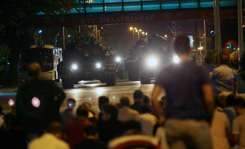 Muhalefet 15 Temmuz mesajlarında demokrasiyi öne çıkardı