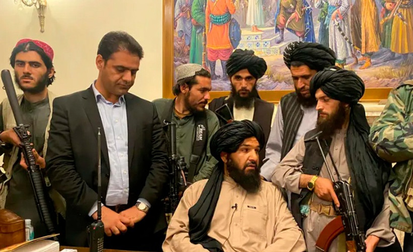 Taliban liderleri ABD'ye verilecek yanıtı görüşüyor