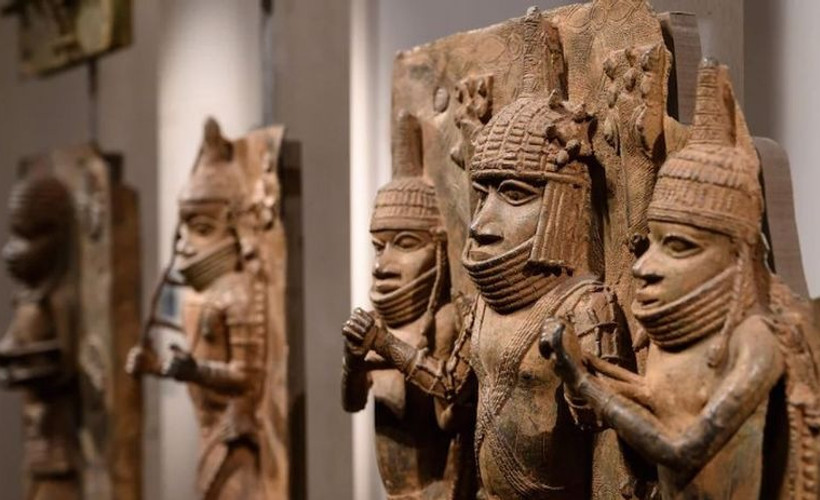 İngiltere, yağmalanan 72 tarihi eseri Nijerya'ya iade edecek