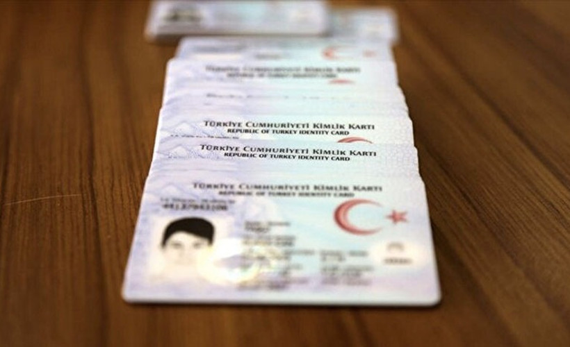 Süre sona eriyor: Kimlik ve ehliyette yeni dönem